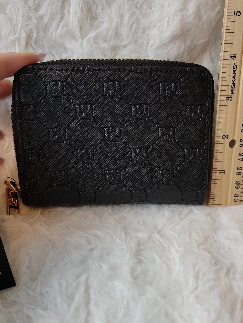 Badgley Mischka Black Textured Zip Wallet w/Gold Hardware